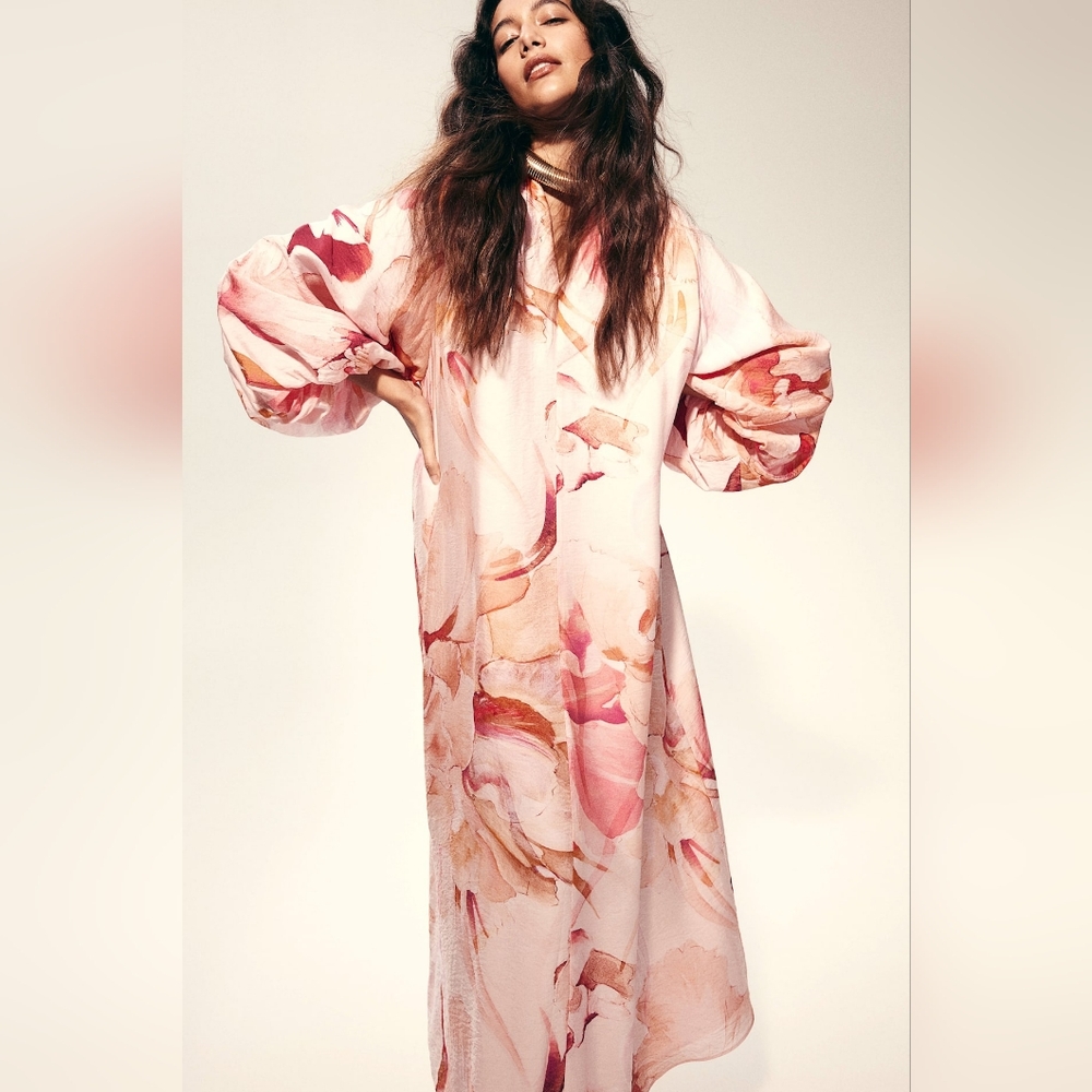 H&M Dress Maxi Flowy Pink and Orange Floral Kimono